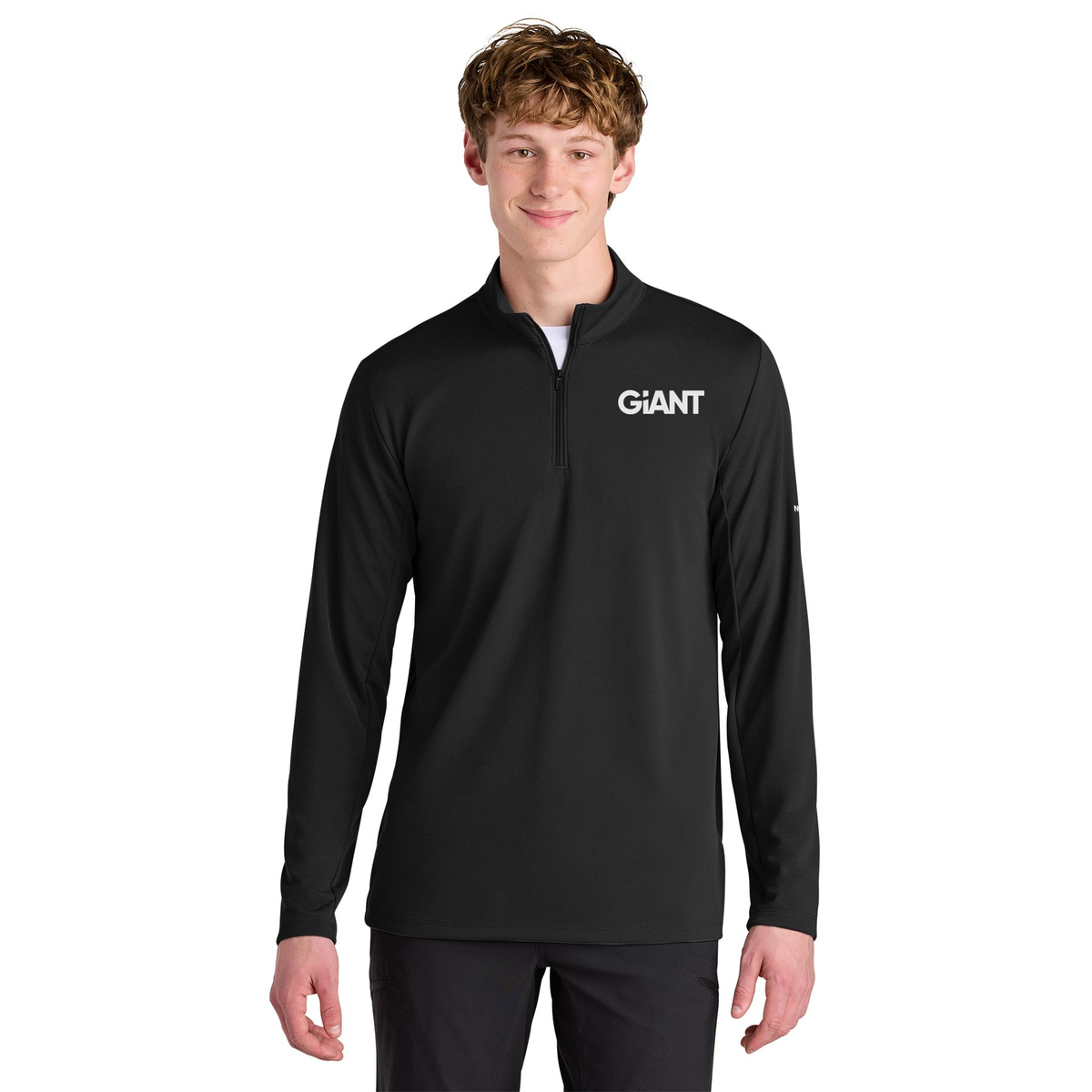giantworldwide-the-north-face-ambition-14-zip-primary-mockup