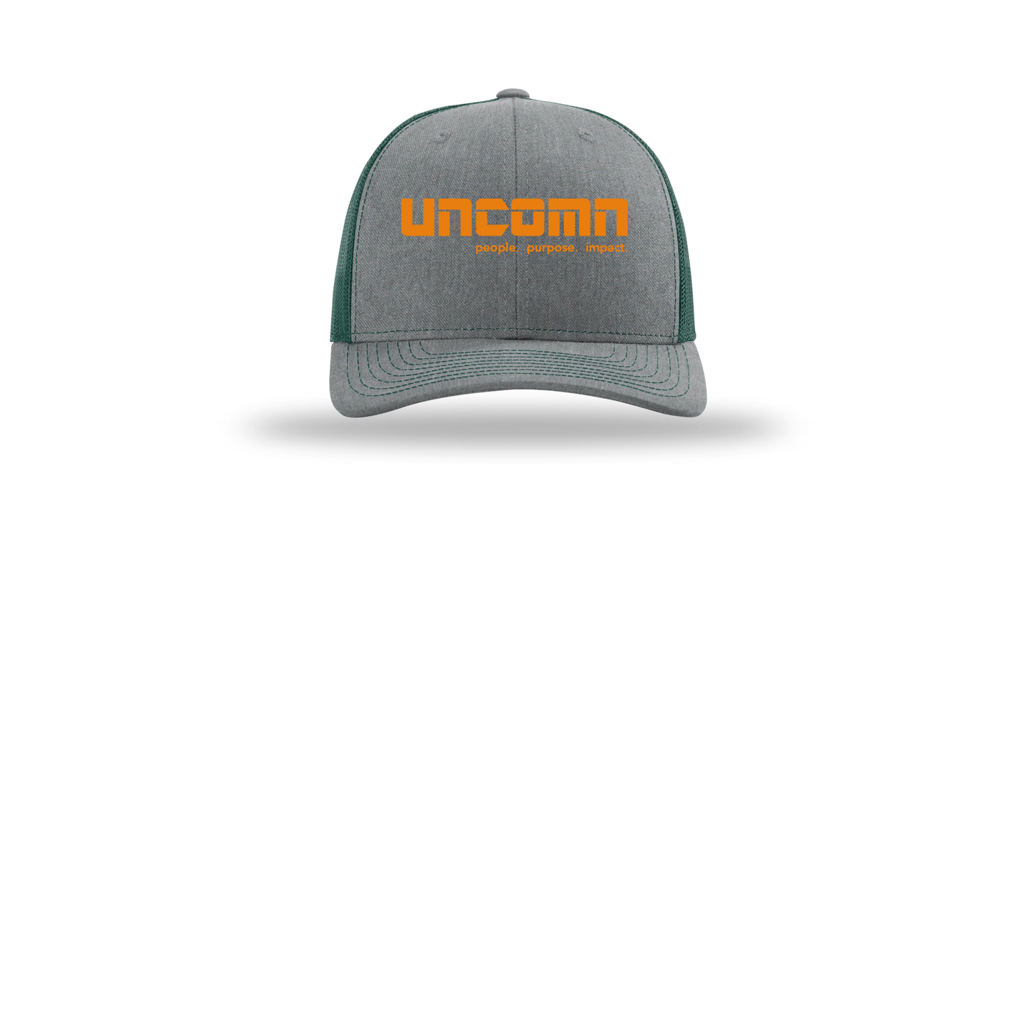 uncomn-richardson-trucker-cap-embroidery-capfront-R112-heathergreydarkgreen-flat-front